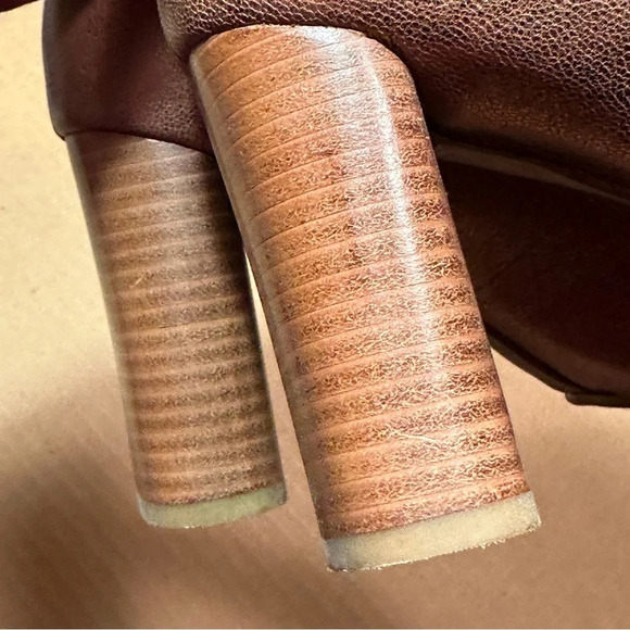 Bronze metallic Clark’s Grace Eva chunky heel shoes, size 7.5, comfortable - Picture 9 of 12